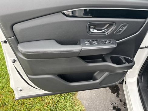 New 2026 Honda Pilot EX-L image 10