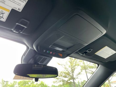 New 2026 Chevrolet Equinox LT FWD image 22