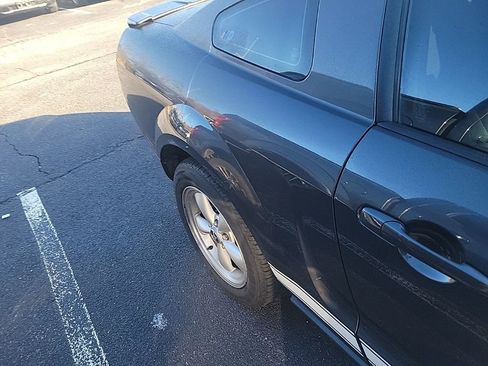 Used 2007 Ford Mustang Coupe image 9