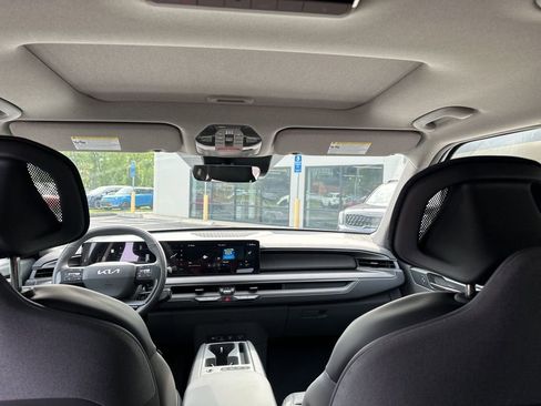 New 2026 Kia EV9 Wind image 24