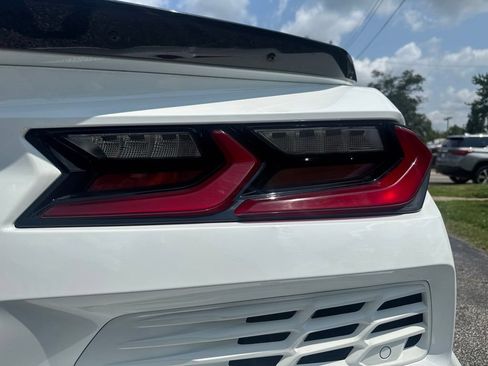 Used 2024 Chevrolet Corvette E-Ray AWD/4WD image 17