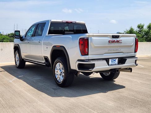 Used 2023 GMC Sierra 2500 Denali w/ Denali Ultimate Package AWD/4WD image 8