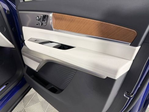 Used 2026 Cadillac Vistiq Sport image 37