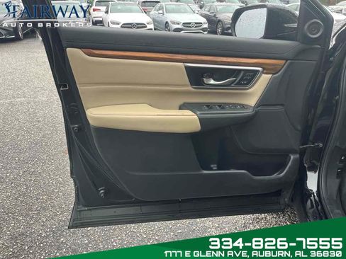 Used 2017 Honda CR-V Touring image 29