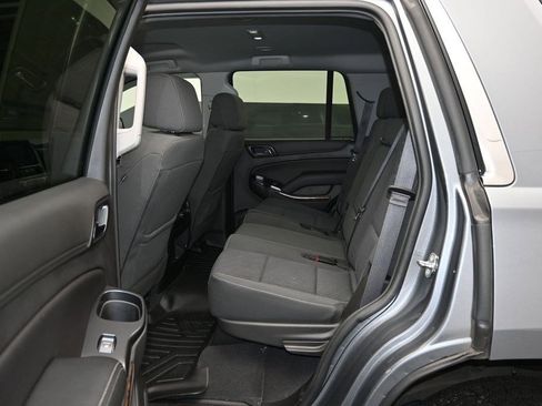 Used 2019 Chevrolet Tahoe LS RWD image 12