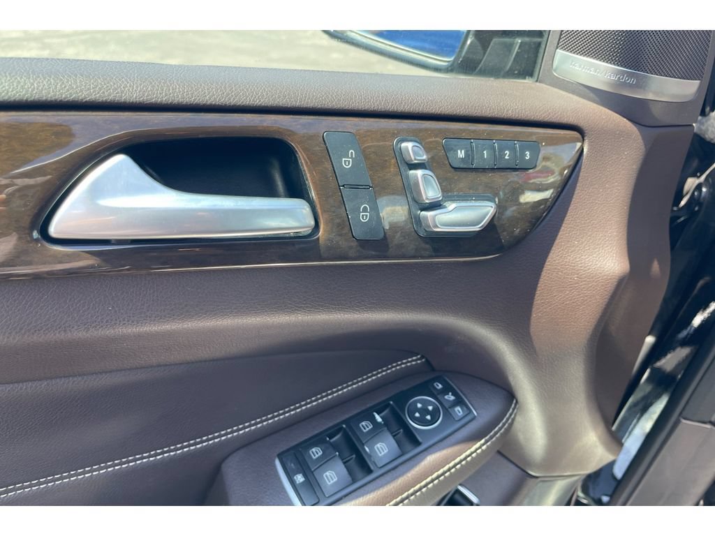 Used 2018 Mercedes-Benz GLS 450 4MATIC image 11
