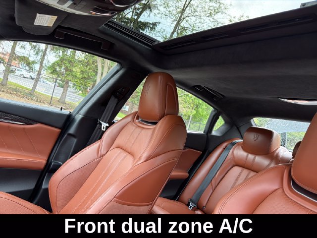 Used 2023 Maserati Quattroporte Modena Q4 AWD/4WD image 23