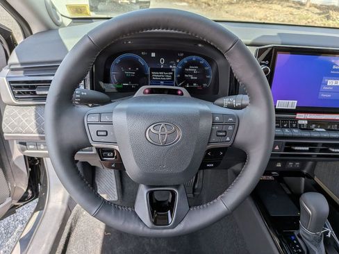 New 2026 Toyota Camry XLE AWD/4WD image 10