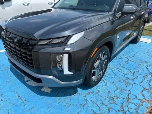 Used 2025 Hyundai Palisade SEL FWD image 1