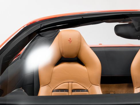 Used 2016 Ferrari 488 Spider image 41