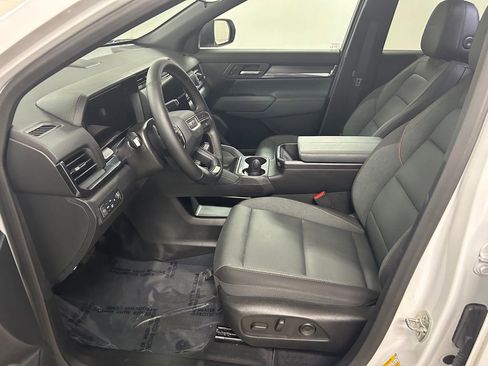 Used 2026 GMC Terrain AT4 w/ LPO, Floor Liner Package AWD/4WD image 12
