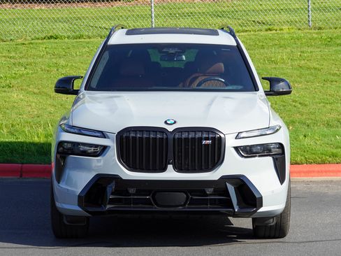 Used 2024 BMW X7 M60i w/ Executive Package AWD/4WD image 3