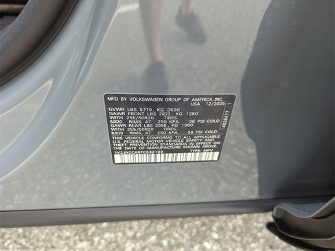 New 2026 Volkswagen Atlas SE image 47