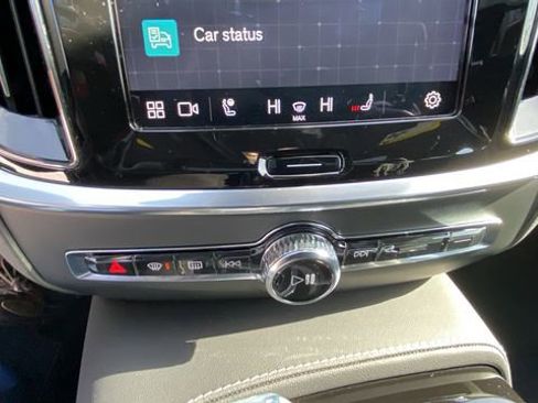 Used 2025 Volvo S60 T8 Ultra image 27