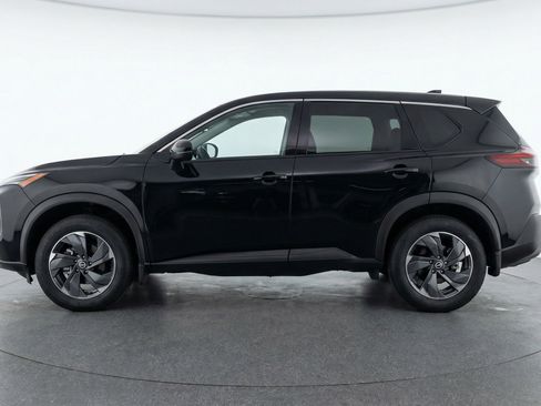 Used 2025 Nissan Rogue SV image 5