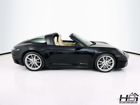 Used 2021 Porsche 911 Targa 4S AWD/4WD image 20