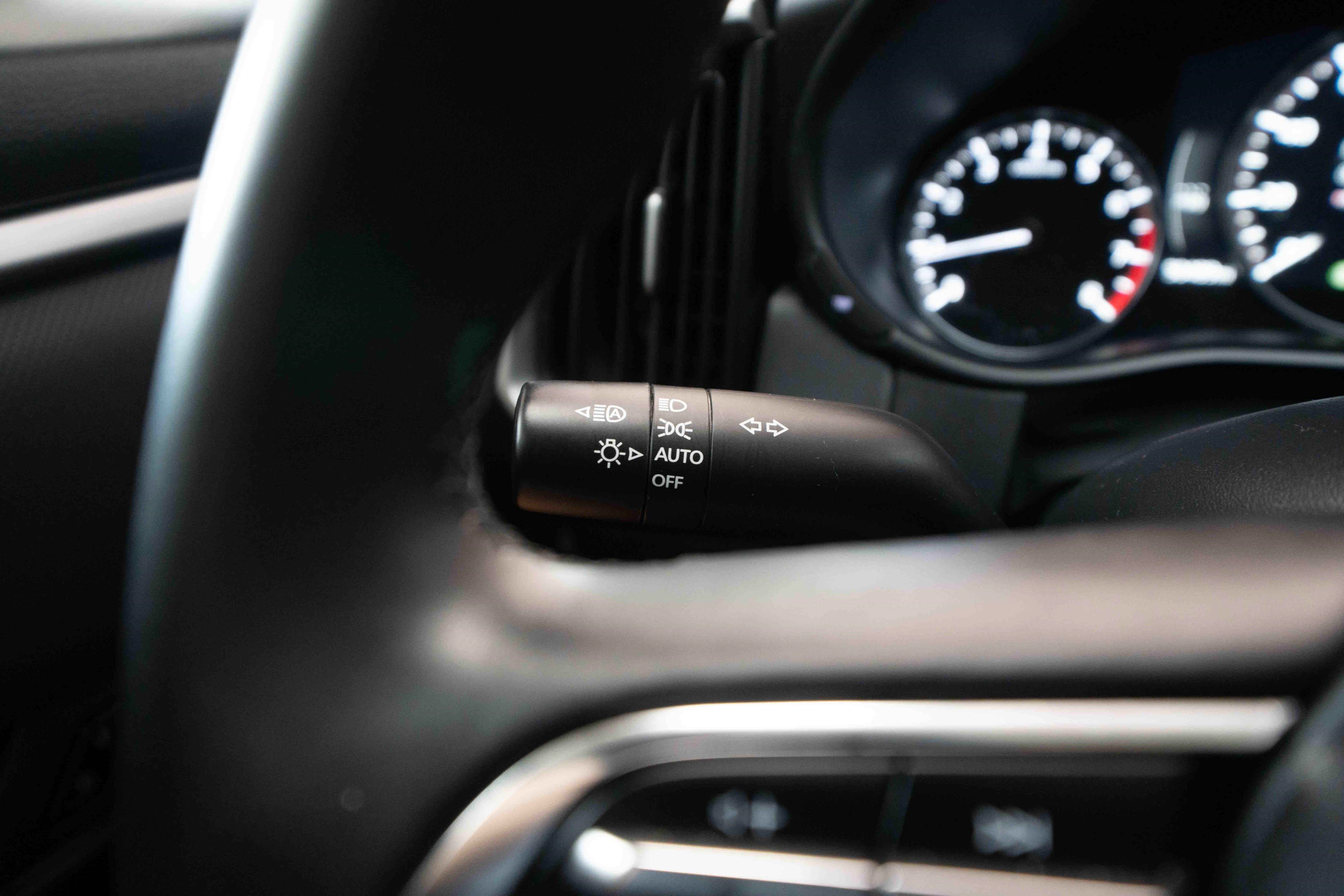 Used 2025 MAZDA CX-50 AWD 2.5 S w/ Preferred Package image 13