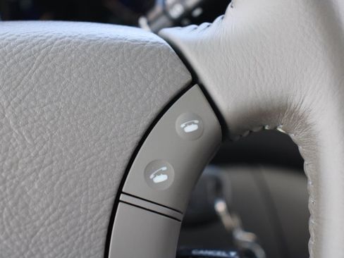 Used 2009 Toyota Sienna XLE image 25