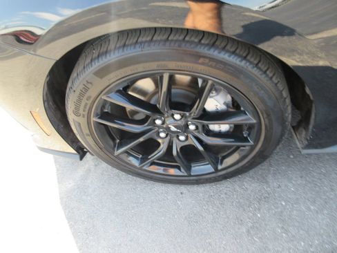 Used 2025 Ford Mustang GT Premium RWD image 13