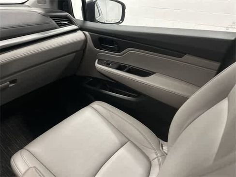 Certified 2024 Honda Odyssey EX-L image 13