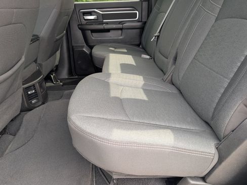 Used 2025 RAM 2500 Big Horn AWD/4WD image 16
