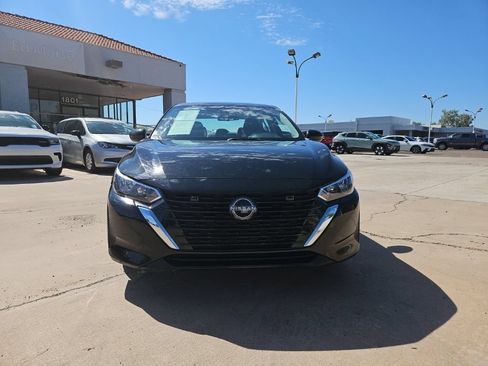 Used 2024 Nissan Sentra SV FWD image 6