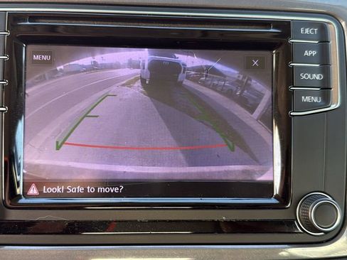 Used 2017 Volkswagen Tiguan Limited w/ Premium Package image 37