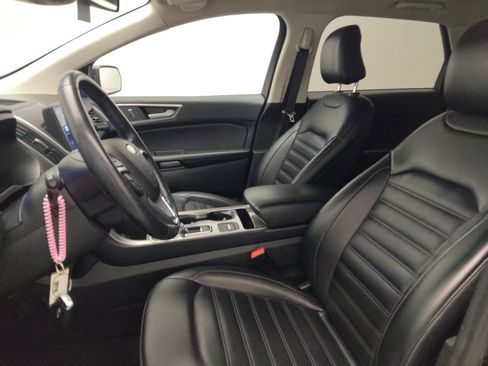 Used 2023 Ford Edge SEL image 17