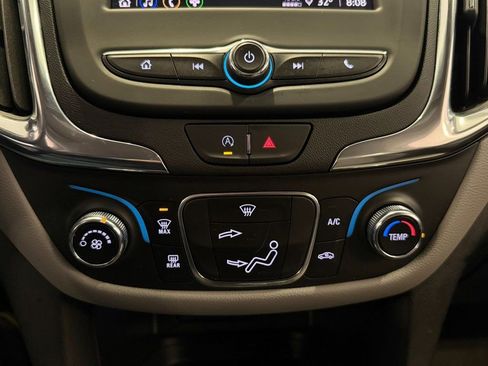 Certified 2023 Chevrolet Equinox LS w/ LS Convenience Package image 15