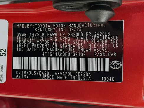 Used 2023 Toyota Camry SE image 29