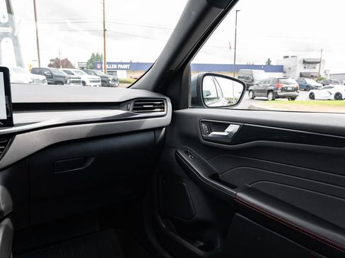 Used 2024 Ford Escape ST-Line Select w/ Tech Pack #2 AWD/4WD image 10