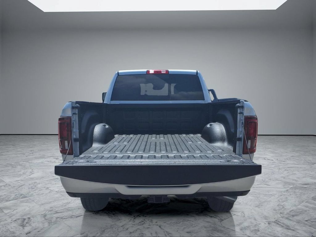 Used 2026 RAM 2500 Laramie AWD/4WD image 14