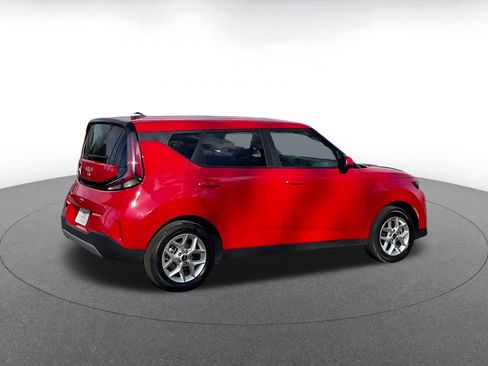 Used 2025 Kia Soul LX w/ LX Technology Package image 15