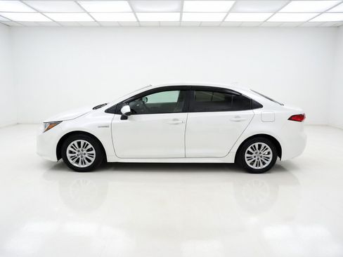 Used 2021 Toyota Corolla LE w/ Carpet Mat Package (TMS) FWD image 20