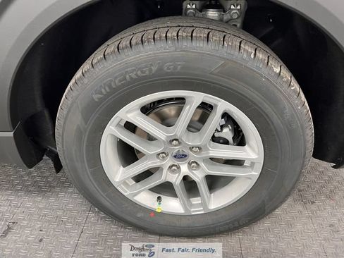 New 2026 Ford Explorer Active RWD image 26