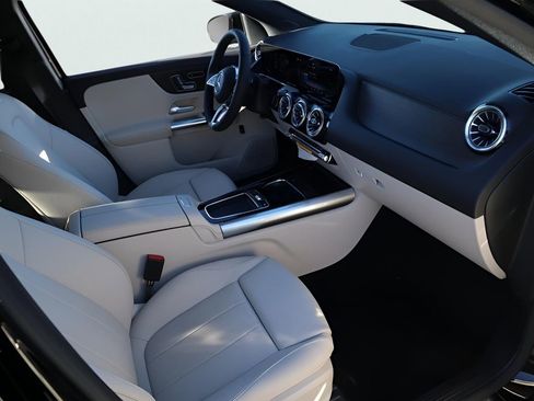 New 2026 Mercedes-Benz GLA 250 4MATIC image 16