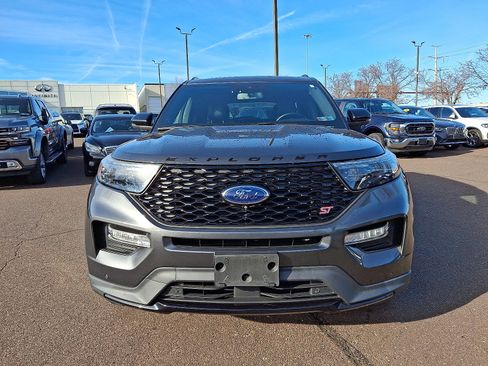 Used 2020 Ford Explorer ST image 2