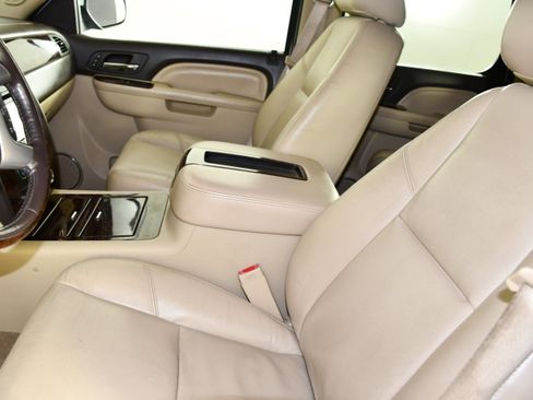 Used 2012 GMC Yukon Denali AWD/4WD image 38