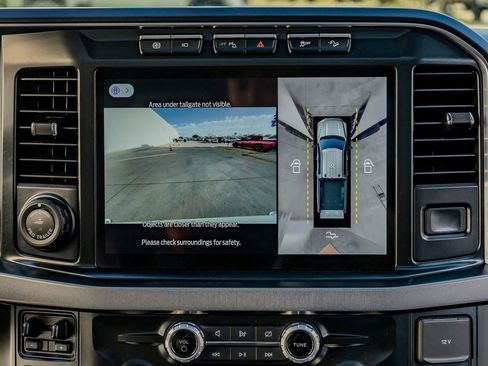 Used 2024 Ford F350 Platinum AWD/4WD image 25