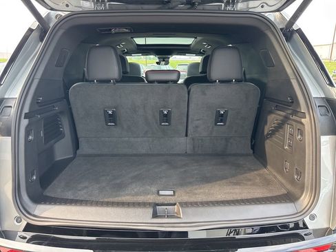 Used 2024 Chevrolet Traverse RS w/ LPO, Floor Liner Package image 27