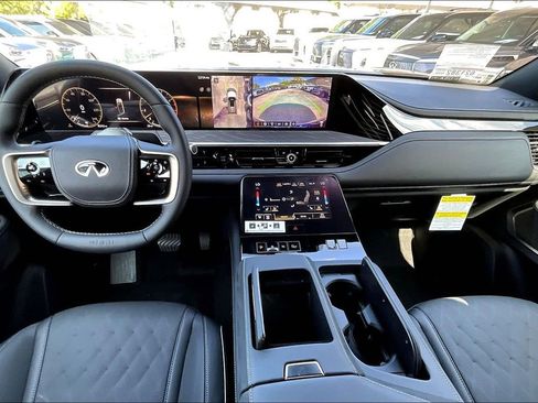 New 2026 INFINITI QX80 Autograph AWD/4WD image 7