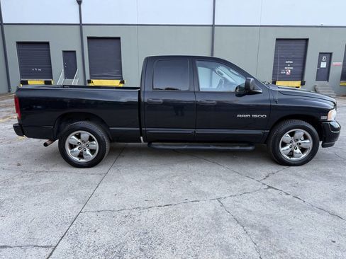 Used 2004 Dodge Ram 1500 Truck SLT w/ Sport Appearance Group image 2