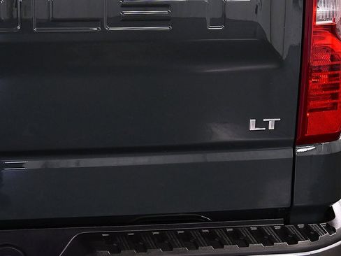 Used 2025 Chevrolet Silverado 1500 LT image 13