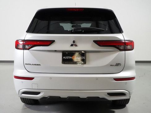 Used 2025 Mitsubishi Outlander SEL image 61