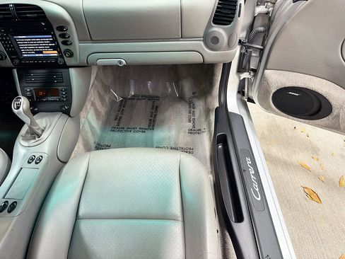 Used 2004 Porsche 911 Carrera image 17