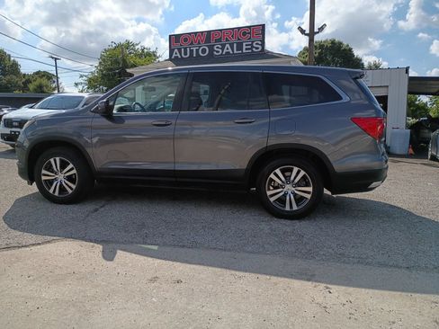 Used 2017 Honda Pilot EX-L image 2