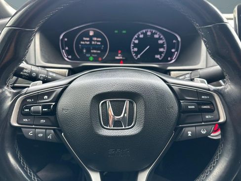 Used 2019 Honda Accord Sport image 11