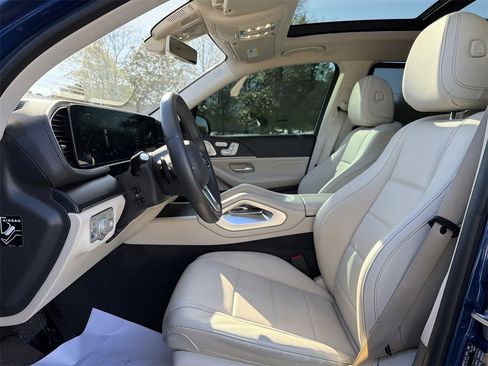 Certified 2020 Mercedes-Benz GLS 450 4MATIC image 11