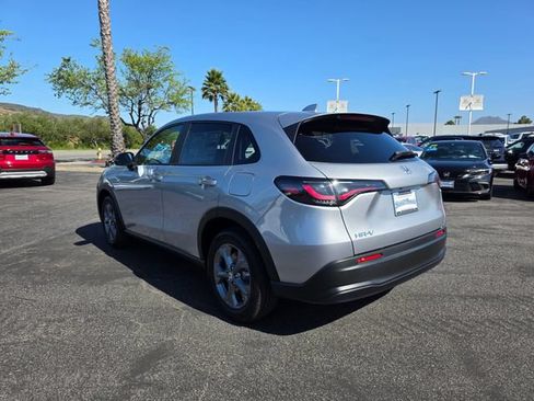 New 2027 Honda HR-V LX image 8