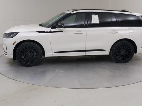 Used 2025 Lincoln Aviator Reserve w/ Equipment Group 201A AWD/4WD image 21